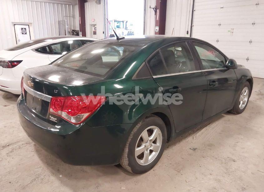 Photo 4 of 2014 Chevrolet Cruze 1LT AUTO (VIN 1G1PC5SB7E7481034)