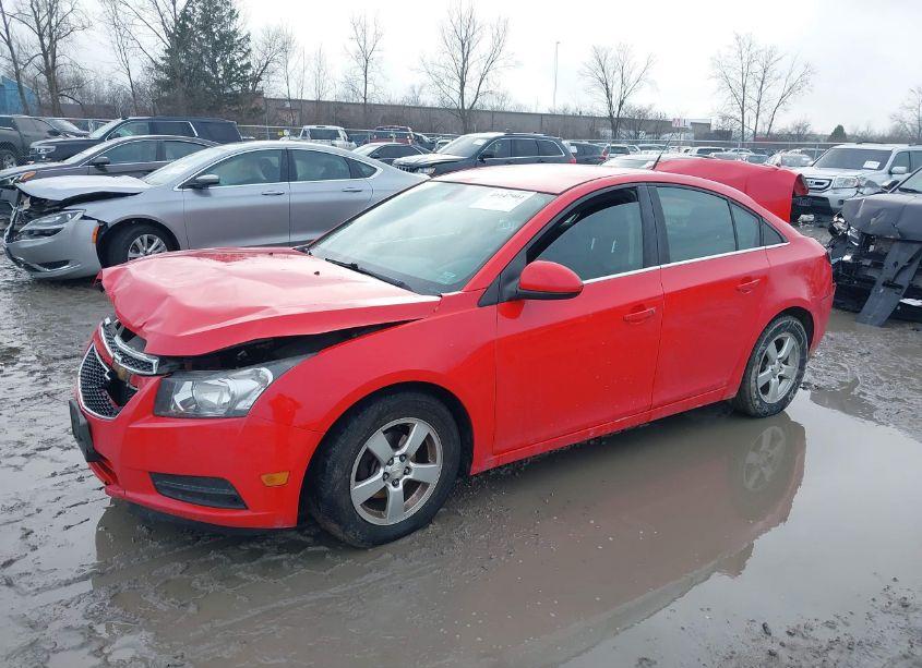Photo 2 of 2014 Chevrolet Cruze 1LT AUTO (VIN 1G1PC5SB7E7487139)