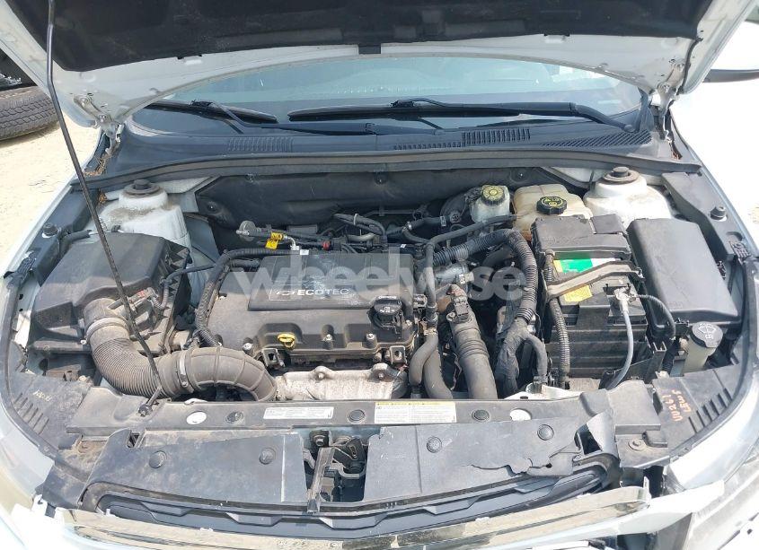 Photo 10 of 2015 Chevrolet Cruze 1LT AUTO (VIN 1G1PC5SB7F7109856)