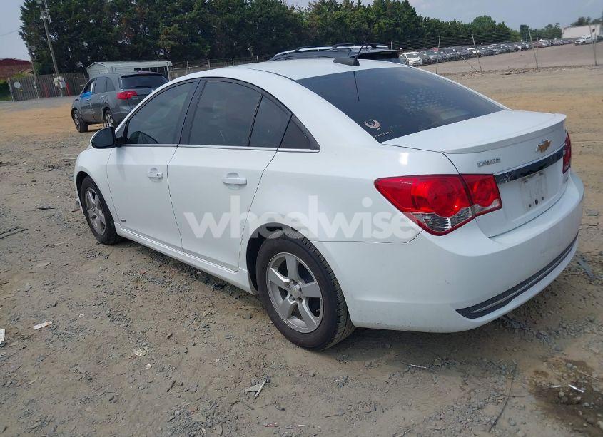 Photo 3 of 2015 Chevrolet Cruze 1LT AUTO (VIN 1G1PC5SB7F7109856)