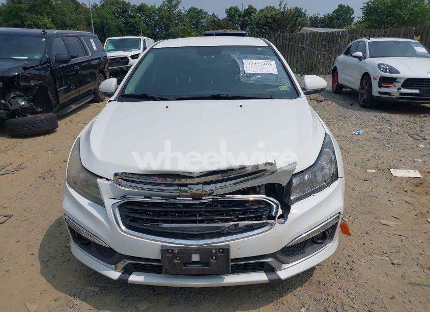 Photo 6 of 2015 Chevrolet Cruze 1LT AUTO (VIN 1G1PC5SB7F7109856)