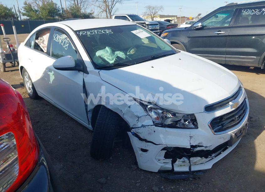 2015 Chevrolet Cruze 1LT AUTO (VIN 1G1PC5SB7F7141982) main photo