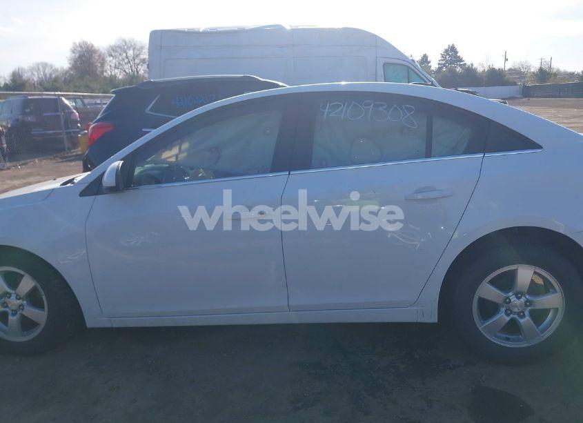 Photo 14 of 2015 Chevrolet Cruze 1LT AUTO (VIN 1G1PC5SB7F7141982)