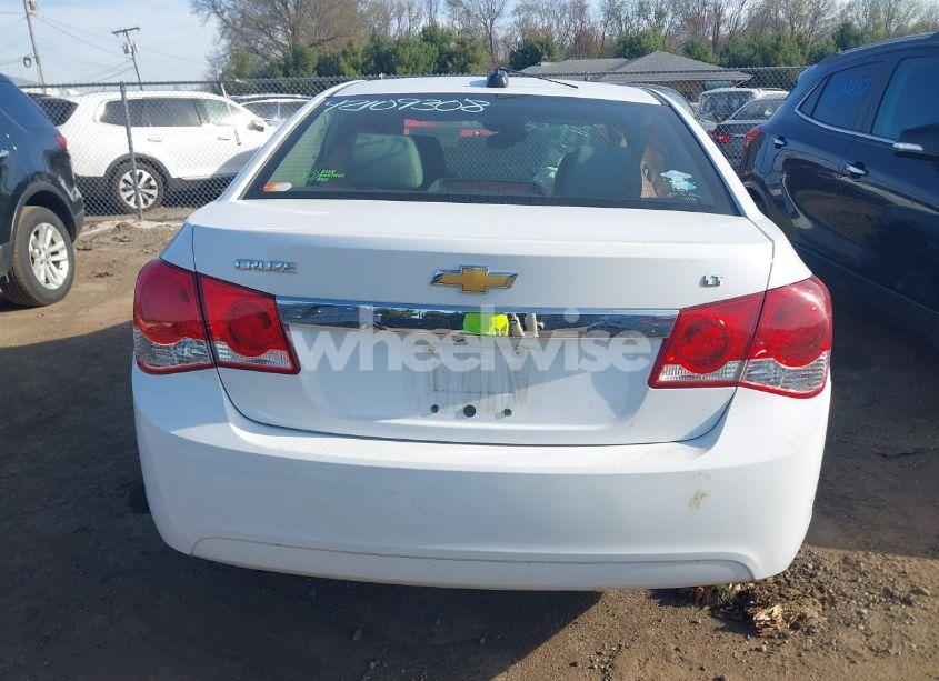 Photo 16 of 2015 Chevrolet Cruze 1LT AUTO (VIN 1G1PC5SB7F7141982)