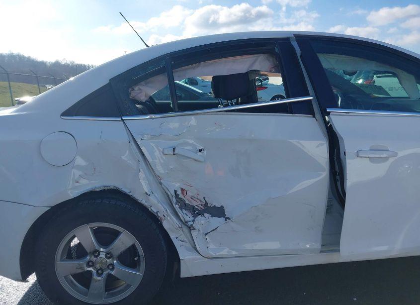 Photo 17 of 2015 Chevrolet Cruze 1LT AUTO (VIN 1G1PC5SB7F7173525)