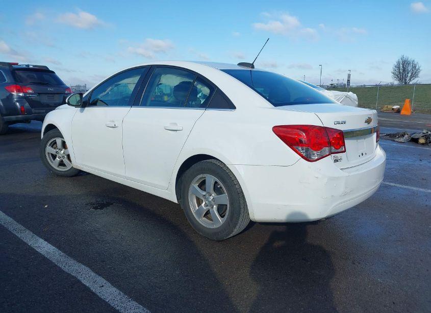 Photo 3 of 2015 Chevrolet Cruze 1LT AUTO (VIN 1G1PC5SB7F7173525)