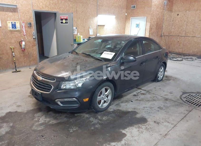 Photo 2 of 2015 Chevrolet Cruze 1LT AUTO (VIN 1G1PC5SB7F7197954)