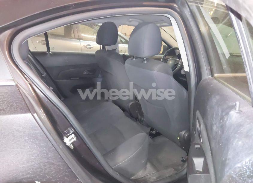 Photo 8 of 2015 Chevrolet Cruze 1LT AUTO (VIN 1G1PC5SB7F7197954)