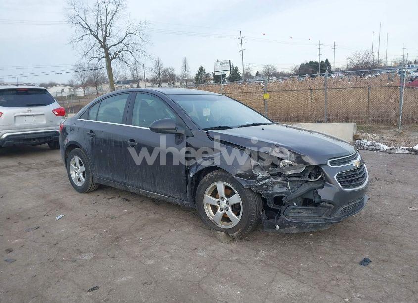 2015 Chevrolet Cruze 1LT AUTO (VIN 1G1PC5SB7F7207804) main photo
