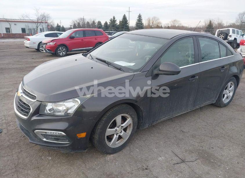 Photo 2 of 2015 Chevrolet Cruze 1LT AUTO (VIN 1G1PC5SB7F7207804)
