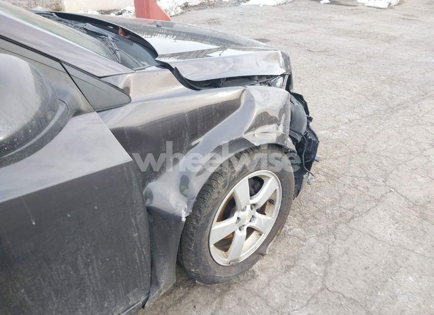 Photo 6 of 2015 Chevrolet Cruze 1LT AUTO (VIN 1G1PC5SB7F7207804)