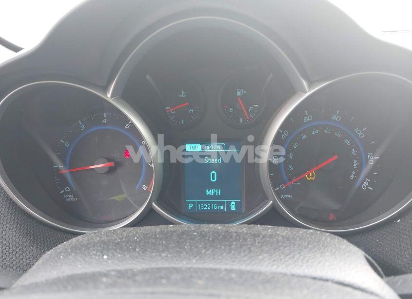 Photo 7 of 2015 Chevrolet Cruze 1LT AUTO (VIN 1G1PC5SB7F7207804)