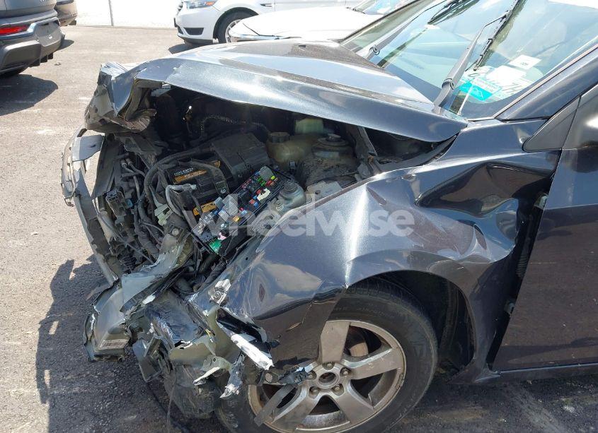 Photo 6 of 2015 Chevrolet Cruze 1LT AUTO (VIN 1G1PC5SB7F7242150)