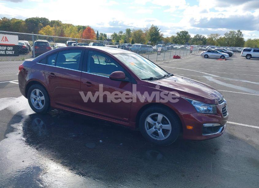 2015 Chevrolet Cruze 1LT AUTO (VIN 1G1PC5SB7F7244299) main photo