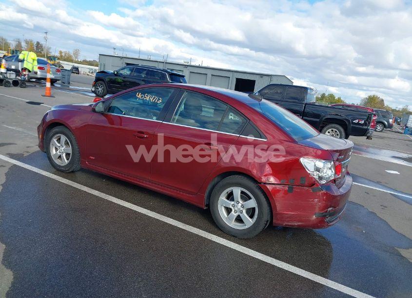 Photo 3 of 2015 Chevrolet Cruze 1LT AUTO (VIN 1G1PC5SB7F7244299)