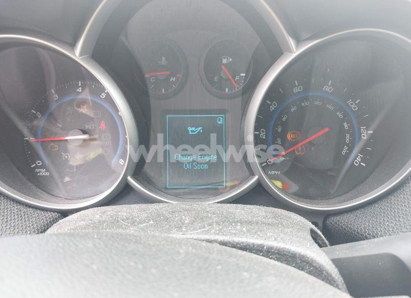 Photo 7 of 2015 Chevrolet Cruze 1LT AUTO (VIN 1G1PC5SB7F7257800)