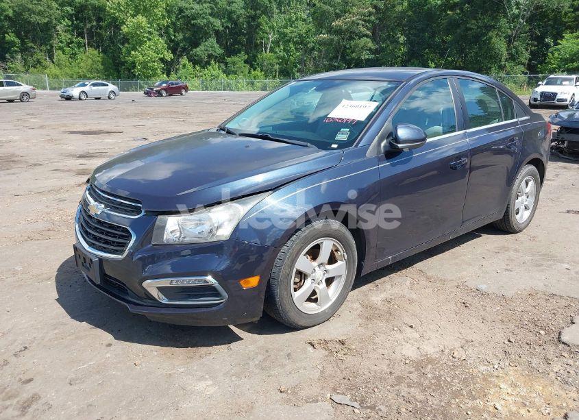Photo 2 of 2015 Chevrolet Cruze 1LT AUTO (VIN 1G1PC5SB7F7269218)