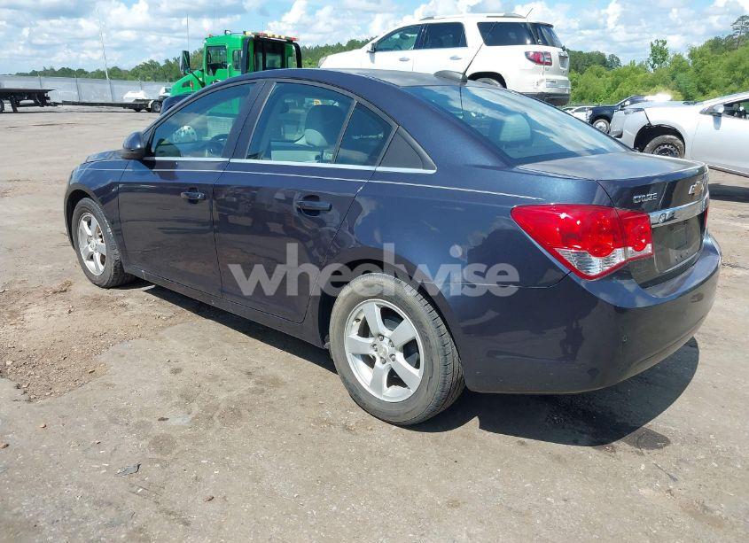 Photo 3 of 2015 Chevrolet Cruze 1LT AUTO (VIN 1G1PC5SB7F7269218)
