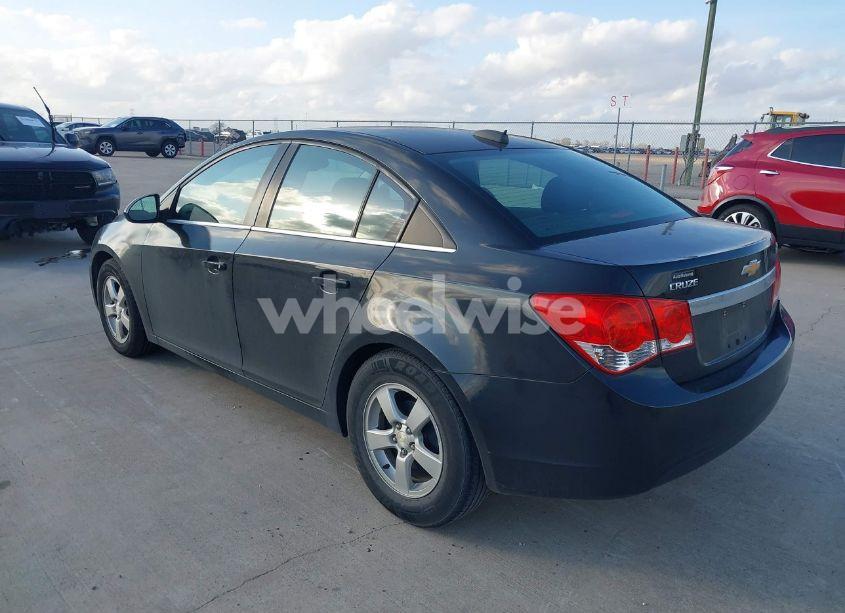 Photo 3 of 2015 Chevrolet Cruze 1LT AUTO (VIN 1G1PC5SB7F7300886)