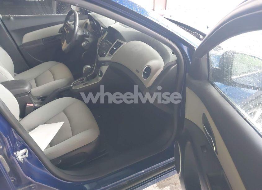 Photo 5 of 2013 Chevrolet Cruze 1LT AUTO (VIN 1G1PC5SB8D7124394)