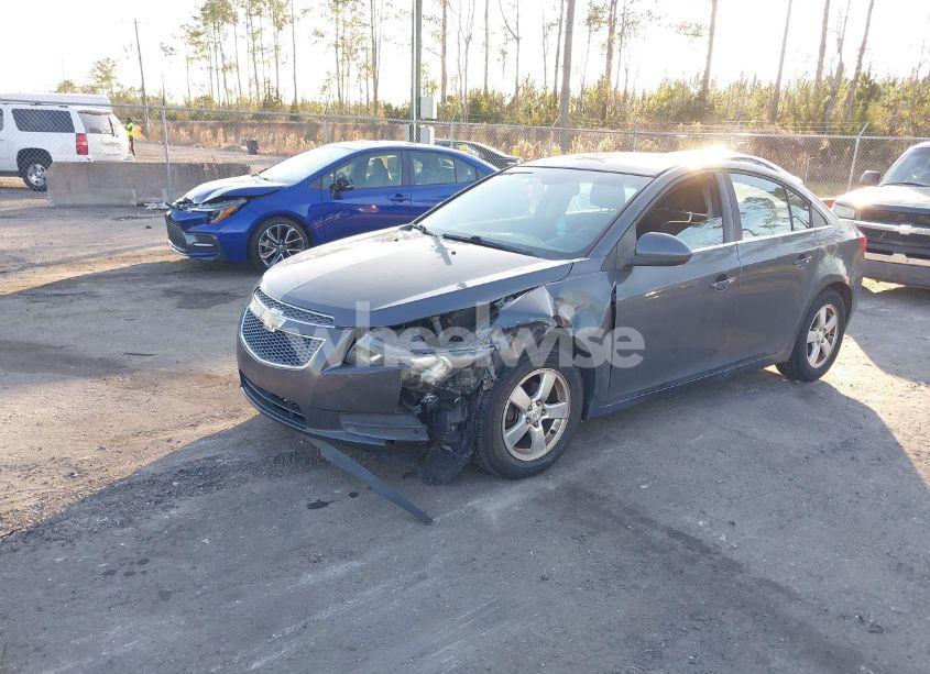 Photo 2 of 2013 Chevrolet Cruze 1LT AUTO (VIN 1G1PC5SB8D7130292)