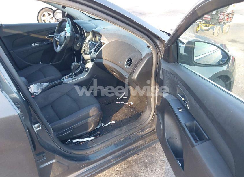 Photo 5 of 2013 Chevrolet Cruze 1LT AUTO (VIN 1G1PC5SB8D7130292)