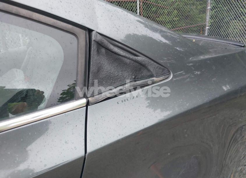 Photo 16 of 2013 Chevrolet Cruze 1LT AUTO (VIN 1G1PC5SB8D7137047)