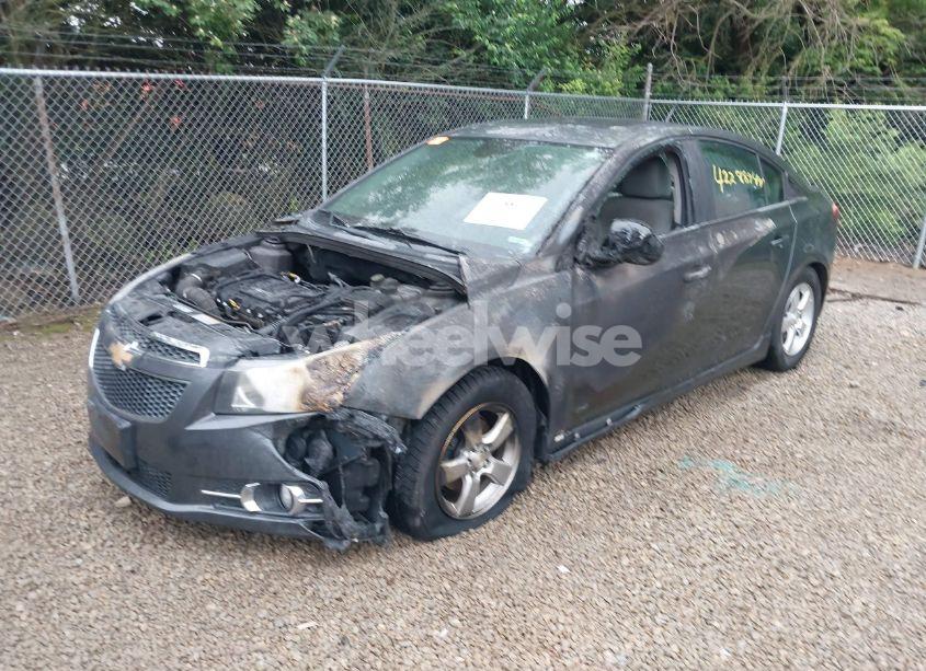 Photo 2 of 2013 Chevrolet Cruze 1LT AUTO (VIN 1G1PC5SB8D7137047)