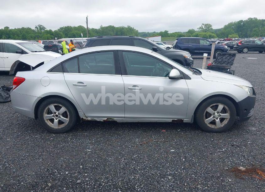 Photo 14 of 2013 Chevrolet Cruze 1LT AUTO (VIN 1G1PC5SB8D7179654)