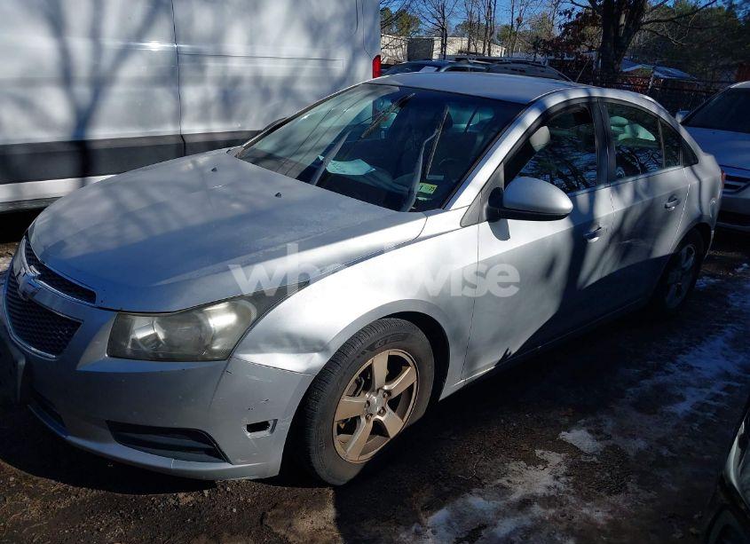 Photo 2 of 2013 Chevrolet Cruze 1LT AUTO (VIN 1G1PC5SB8D7203841)