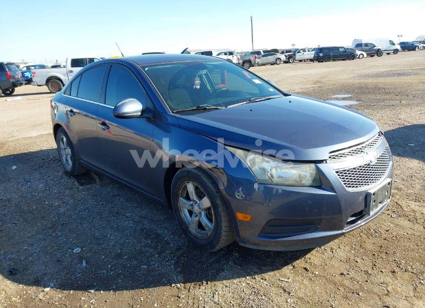 2013 Chevrolet Cruze 1LT AUTO (VIN 1G1PC5SB8D7235365) main photo