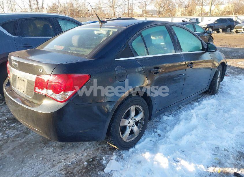 Photo 4 of 2013 Chevrolet Cruze 1LT AUTO (VIN 1G1PC5SB8D7241814)