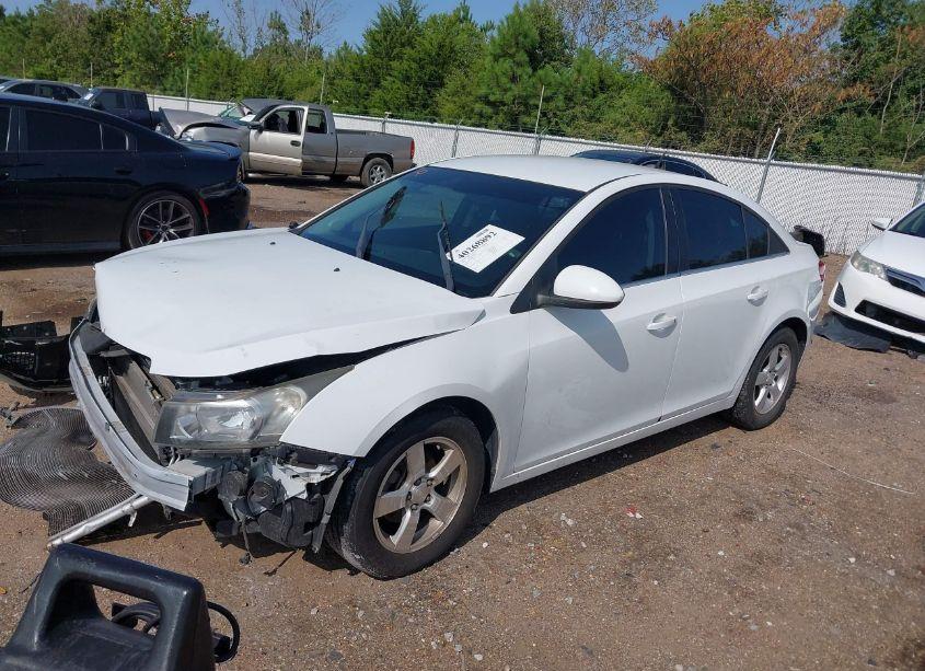 Photo 2 of 2013 Chevrolet Cruze 1LT AUTO (VIN 1G1PC5SB8D7245555)