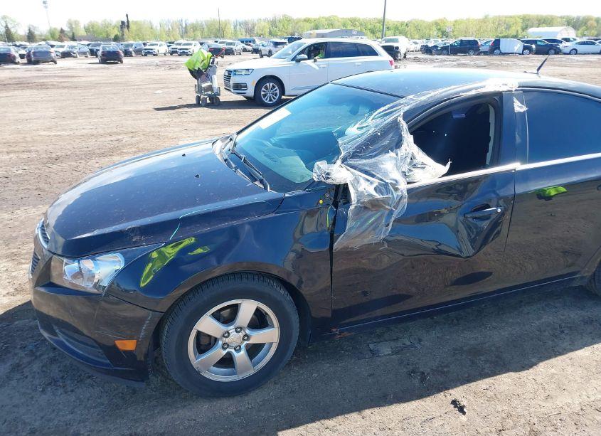 Photo 6 of 2013 Chevrolet Cruze 1LT AUTO (VIN 1G1PC5SB8D7328077)
