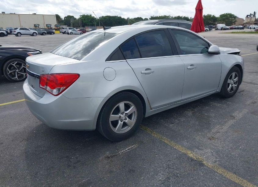 Photo 4 of 2014 Chevrolet Cruze 1LT AUTO (VIN 1G1PC5SB8E7103319)