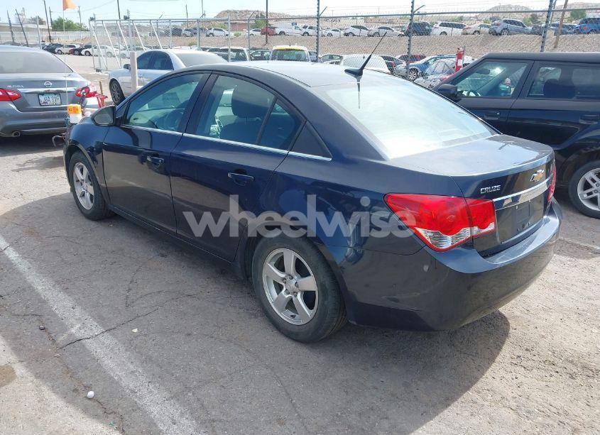 Photo 3 of 2014 Chevrolet Cruze 1LT AUTO (VIN 1G1PC5SB8E7111274)