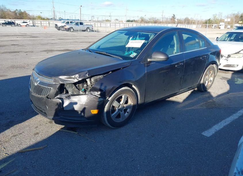 Photo 2 of 2014 Chevrolet Cruze 1LT AUTO (VIN 1G1PC5SB8E7125062)