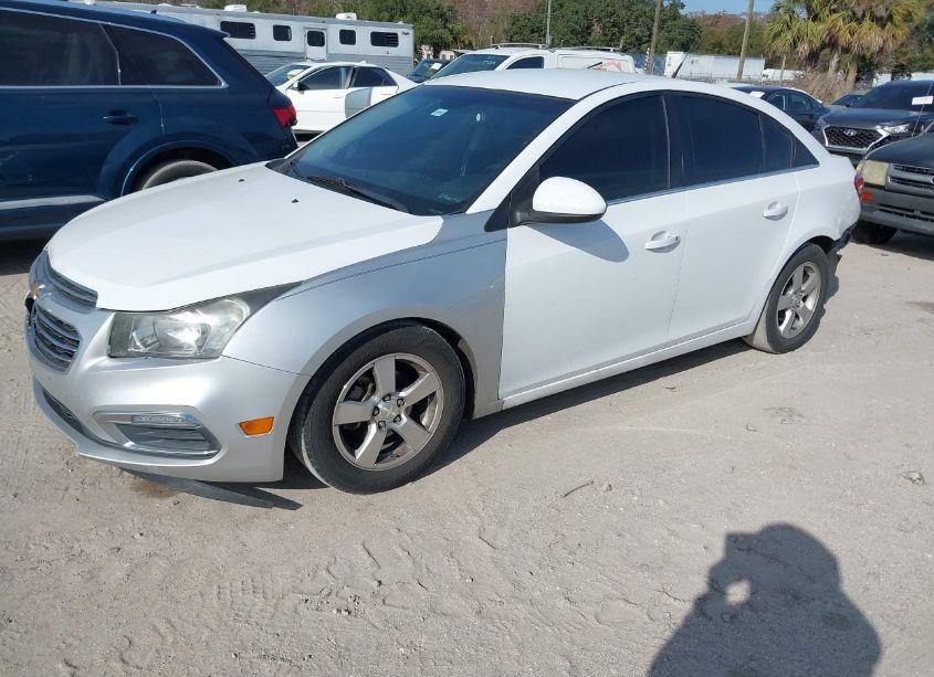 Photo 2 of 2014 Chevrolet Cruze 1LT AUTO (VIN 1G1PC5SB8E7155582)