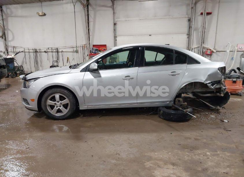Photo 14 of 2014 Chevrolet Cruze 1LT AUTO (VIN 1G1PC5SB8E7161446)