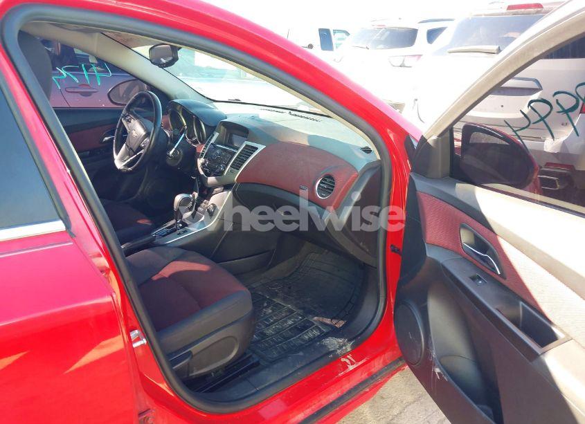 Photo 5 of 2014 Chevrolet Cruze 1LT AUTO (VIN 1G1PC5SB8E7185374)