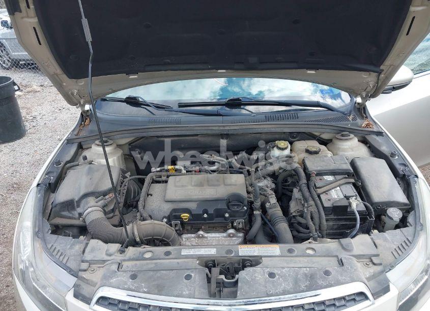 Photo 10 of 2014 Chevrolet Cruze 1LT AUTO (VIN 1G1PC5SB8E7192700)