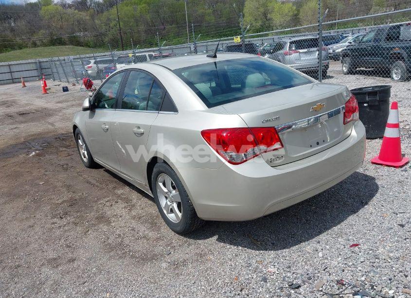 Photo 3 of 2014 Chevrolet Cruze 1LT AUTO (VIN 1G1PC5SB8E7192700)