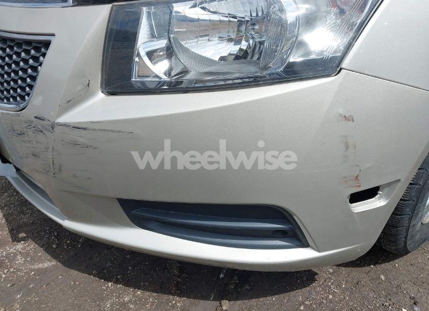 Photo 6 of 2014 Chevrolet Cruze 1LT AUTO (VIN 1G1PC5SB8E7192700)