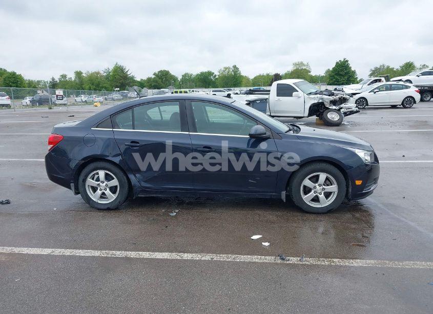Photo 13 of 2014 Chevrolet Cruze 1LT AUTO (VIN 1G1PC5SB8E7194723)