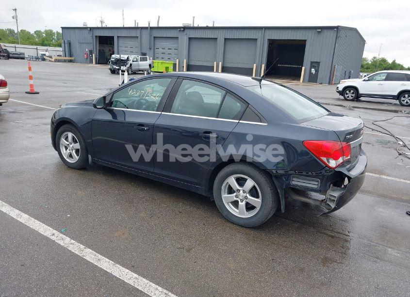 Photo 3 of 2014 Chevrolet Cruze 1LT AUTO (VIN 1G1PC5SB8E7194723)