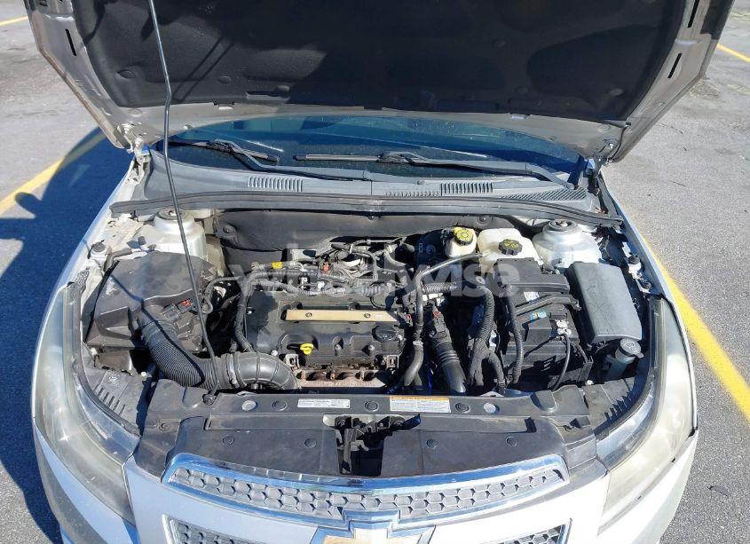 Photo 10 of 2014 Chevrolet Cruze 1LT AUTO (VIN 1G1PC5SB8E7201279)