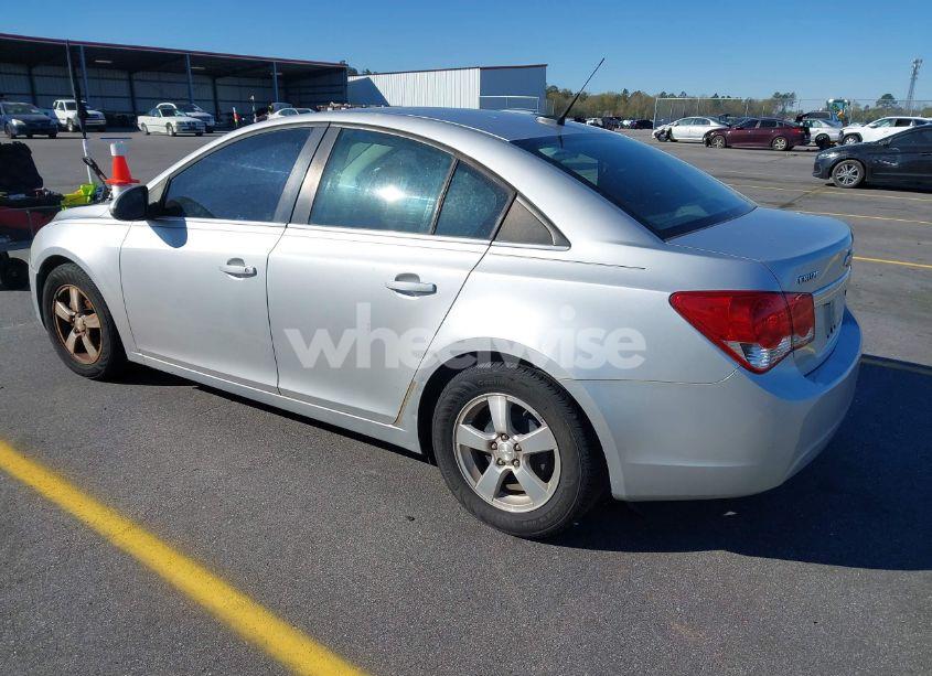 Photo 3 of 2014 Chevrolet Cruze 1LT AUTO (VIN 1G1PC5SB8E7201279)