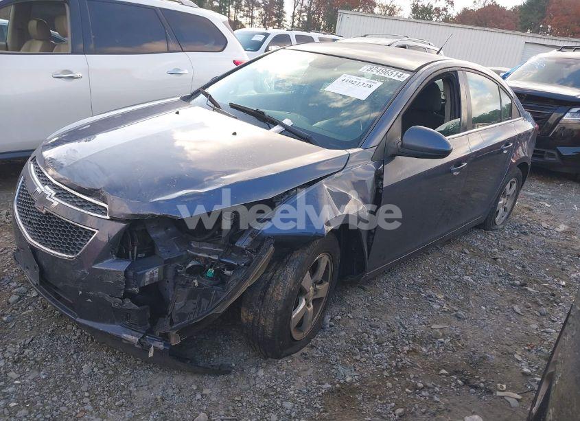 Photo 2 of 2014 Chevrolet Cruze 1LT AUTO (VIN 1G1PC5SB8E7207700)