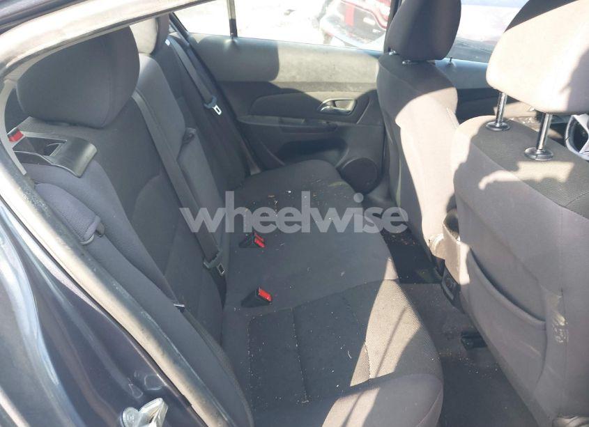 Photo 8 of 2014 Chevrolet Cruze 1LT AUTO (VIN 1G1PC5SB8E7207700)