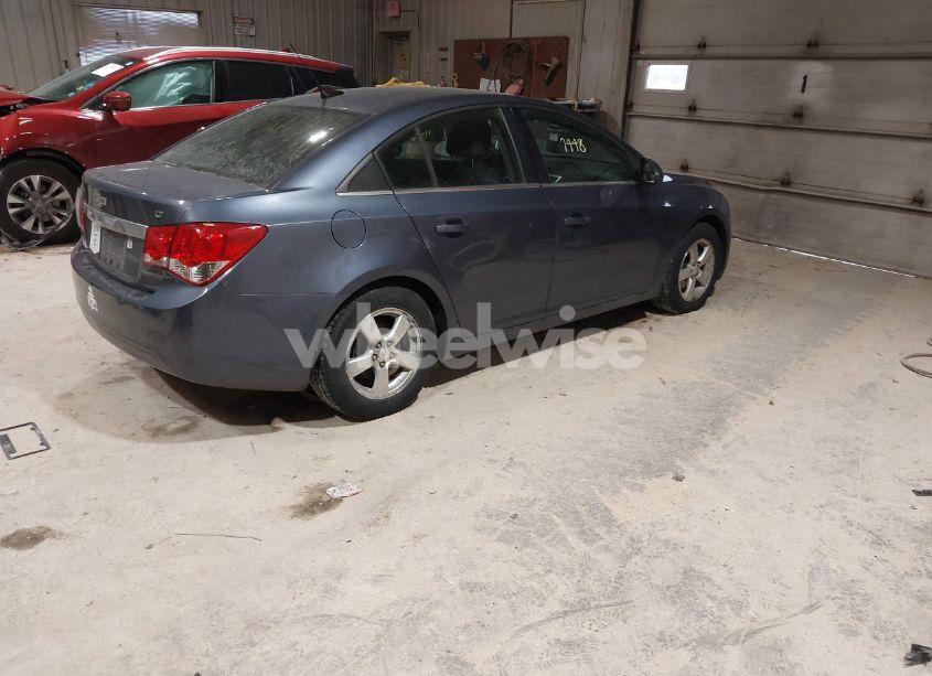 Photo 4 of 2014 Chevrolet Cruze 1LT AUTO (VIN 1G1PC5SB8E7217448)